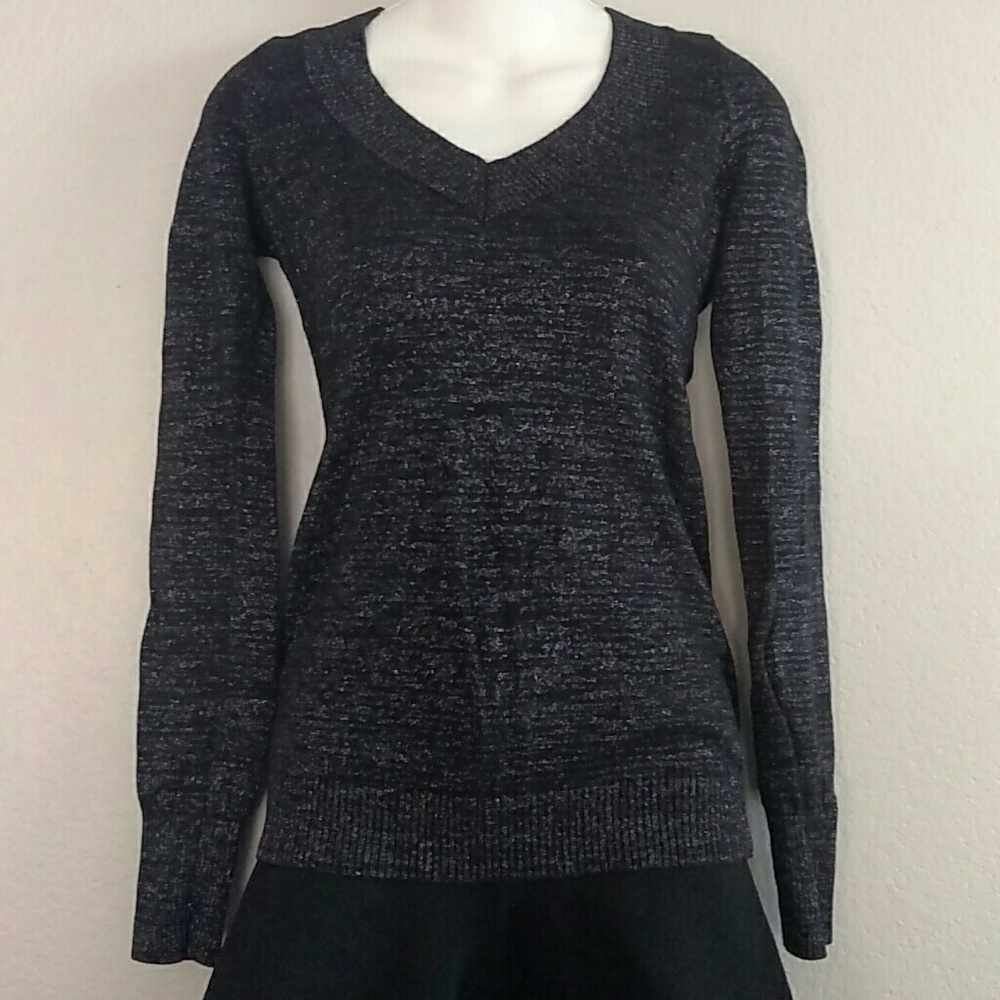 Express Sweater V-neck Black w Silver Threading Sm